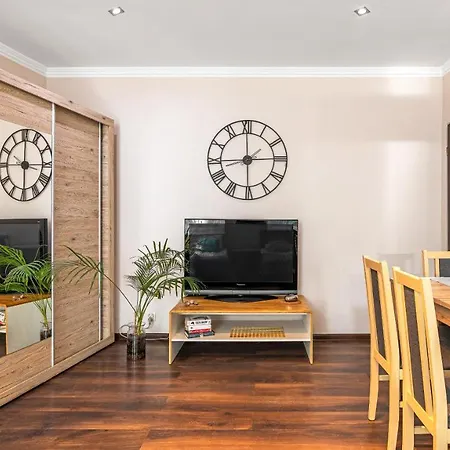 Almanak Matejki 아파트 *